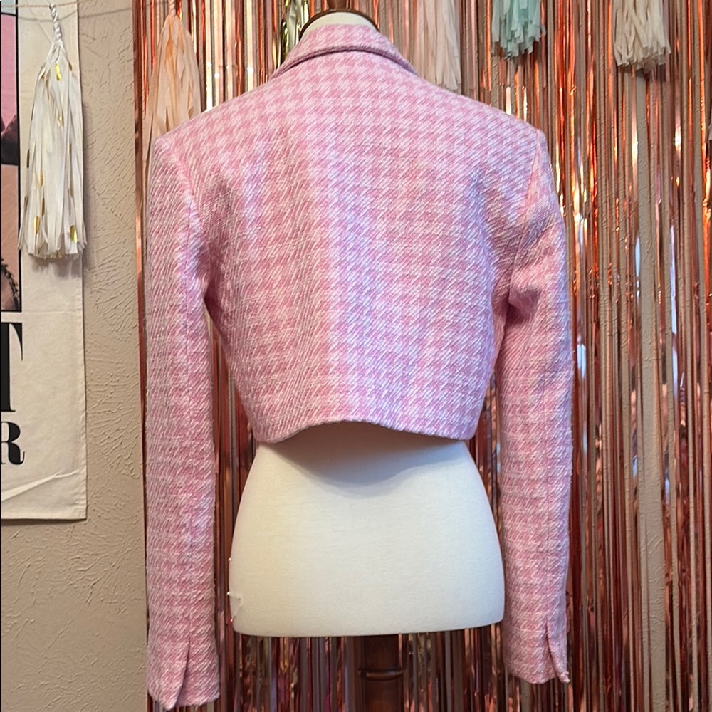 SOLD Zara Barbie Pink Houndstooth Cropped Blazer and Skort Set - Picture 10 of 16